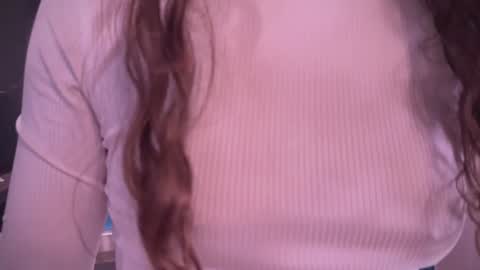 Snapshot of naughtyluxe chatting on February 1, 11:06 pm ANDREA STEPH MIKE online show from February 1, 11:06 pm