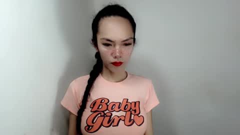 Snapshot of naughtypetiteangel chatting on September 17, 7:43 am naughtypetiteangel online show from September 17, 7:43 am