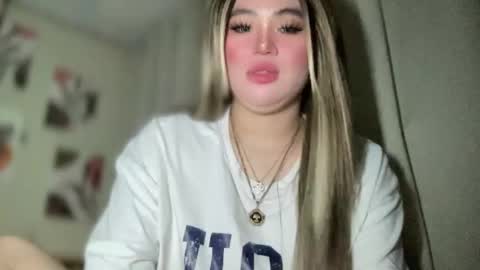 Rose Wilson online show from February 11, 5:07 pm