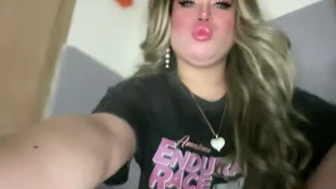 Rose Wilson online show from October 16, 2:51 pm