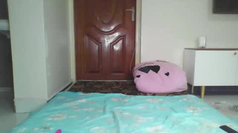 shyreen online show from December 17, 9:48 am