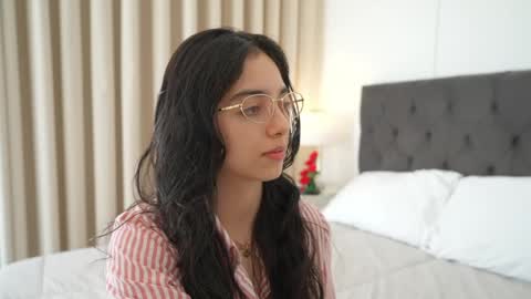 Naughty Samm online show from April 4, 3:20 pm