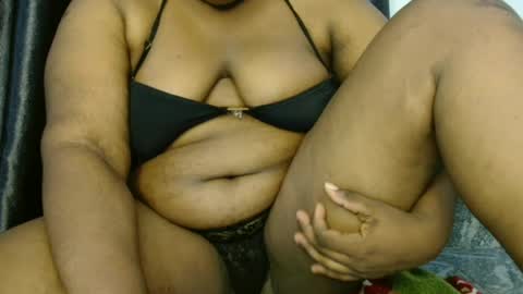 naughtyslut02 online show from June 15, 3:42 am