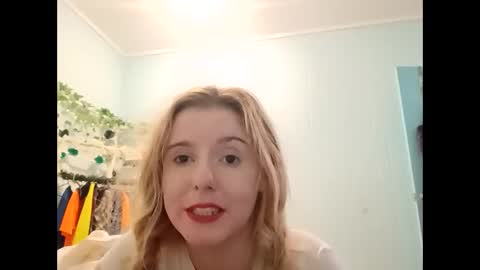 Snapshot of naughtyt333n chatting on April 26, 3:42 pm Naughty Jess online show from April 26, 3:42 pm