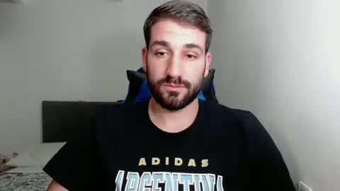 Snapshot of naugthy18boy chatting on January 15, 8:37 pm Nico online show from January 15, 8:37 pm