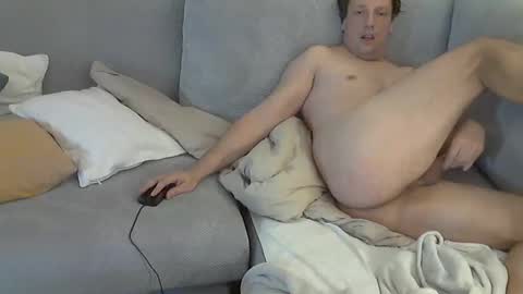 Snapshot of navgon chatting on February 2, 9:19 am navgon online show from February 2, 9:19 am