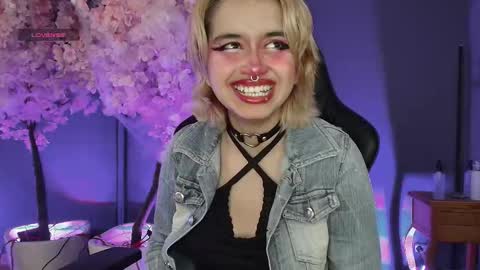 Navier  online show from October 24, 9:11 pm