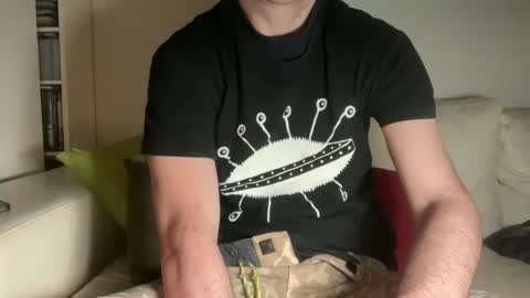 navigatingtothesky online show from January 19, 4:05 am