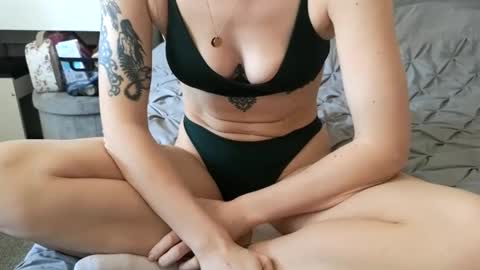 Navyrein online show from April 19, 10:14 am