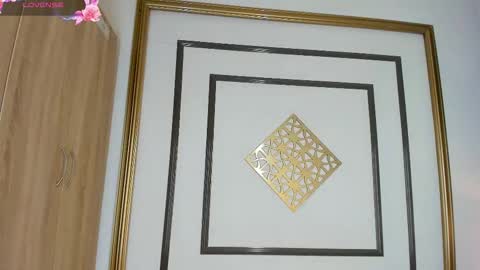    online show from March 1, 11:34 am