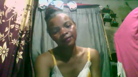 Nayla online show from February 10, 7:07 pm