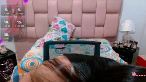 Snapshot of naylahot18 chatting on April 25, 7:55 pm nayla online show from April 25, 7:55 pm