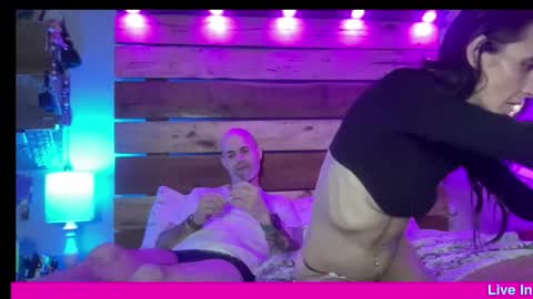 Snapshot of nc_bald_and_beautiful chatting on February 25, 5:39 am NC Bald And Beautiful online show from February 25, 5:39 am