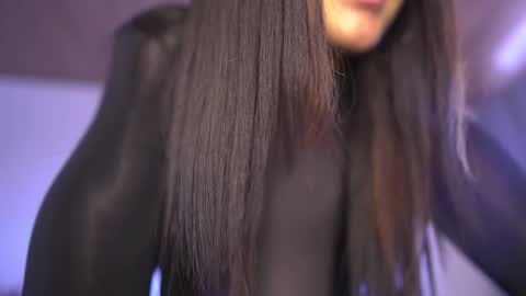 Nefertari online show from February 28, 2:07 pm