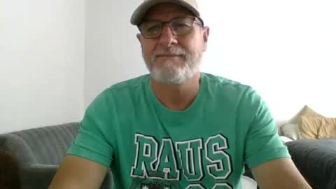 neckdown12 online show from February 6, 10:02 pm