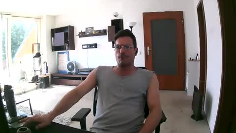 Sebastian online show from May 26, 11:39 am