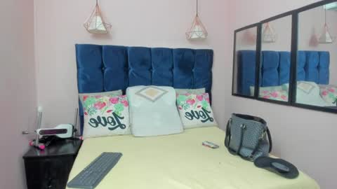 neferet_opal online show from June 21, 1:08 am