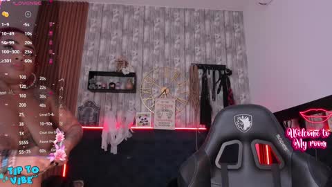 Miah online show from January 31, 7:40 pm