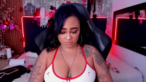 Miah online show from February 25, 7:03 pm