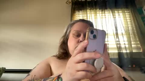 Nellie Atlas online show from February 5, 6:34 pm