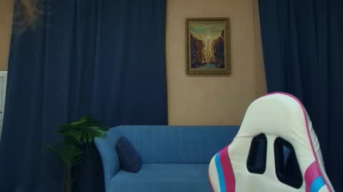 Nelli online show from February 27, 8:09 pm