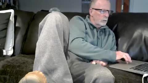 Jack online show from December 1, 1:10 am