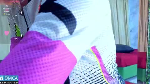 Snapshot of nena_cupcake_ chatting on February 3, 12:10 pm Salome Nena cupcake online show from February 3, 12:10 pm