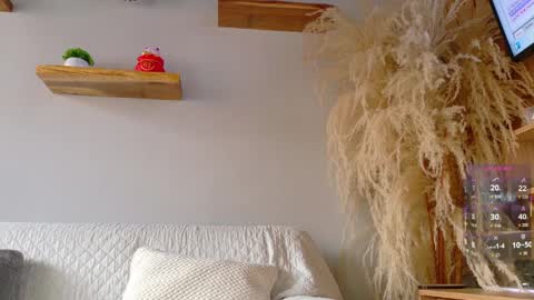 Jordan online show from April 11, 12:42 pm