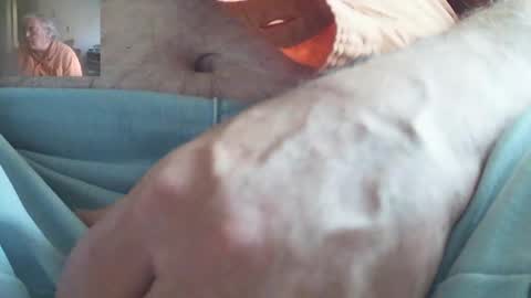 Snapshot of neohiom4f chatting on April 22, 7:59 pm neohiom4f online show from April 22, 7:59 pm