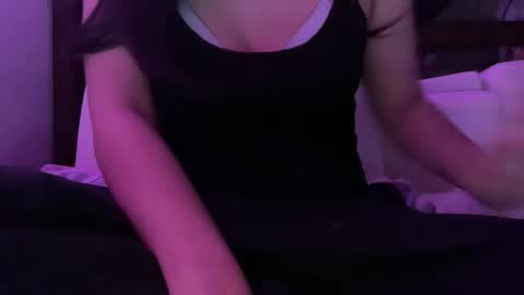 neomi online show from February 16, 7:15 am