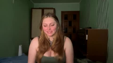 Snapshot of neomimaddern chatting on May 11, 3:12 am neomimaddern online show from May 11, 3:12 am
