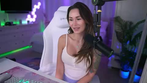 Sasha West online show from November 11, 10:54 pm