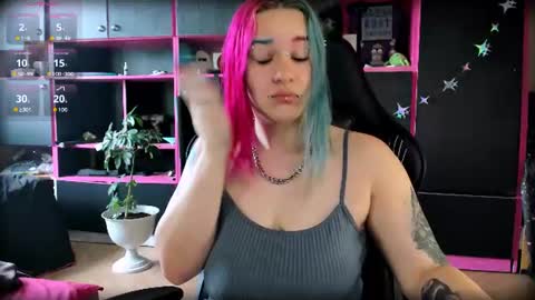 Snapshot of neon_baddie chatting on July 13, 7:22 am Ada online show from July 13, 7:22 am