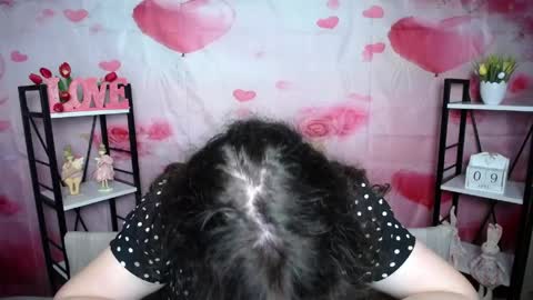 NeonilaLisova online show from April 9, 6:19 am