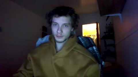 Snapshot of nephew_p chatting on March 26, 12:50 am nephew_p online show from March 26, 12:50 am