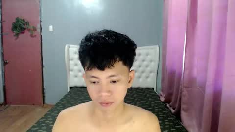 Snapshot of nerdy_nate chatting on May 9, 11:32 pm Ethan online show from May 9, 11:32 pm
