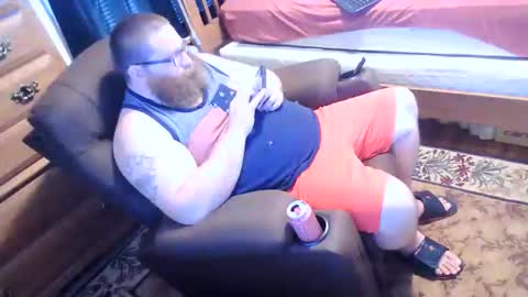 Snapshot of nerdychub4fun chatting on February 7, 3:49 pm nerdychub4fun online show from February 7, 3:49 pm