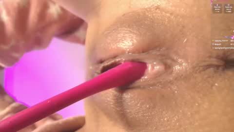 Snapshot of ness_wi chatting on December 15, 7:13 am online show from December 15, 7:13 am