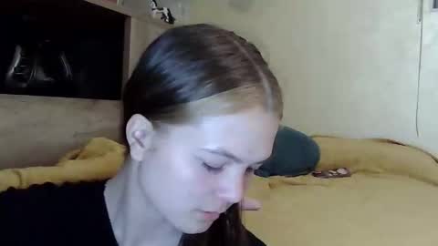 nessa2007 online show from May 18, 6:58 pm