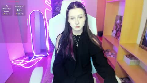 Snapshot of nessadarkk chatting on October 15, 1:39 am Amami online show from October 15, 1:39 am