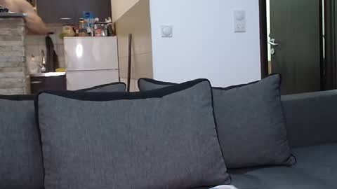 nestornaughty98 online show from April 3, 12:25 pm