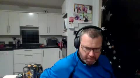 Snapshot of nesuk chatting on December 2, 2:20 am nesuk online show from December 2, 2:20 am