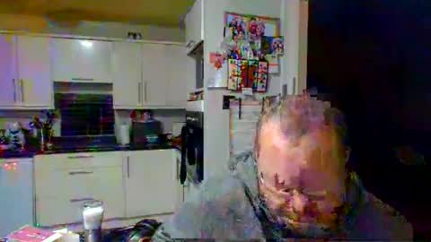 Snapshot of nesuk chatting on January 3, 11:44 pm nesuk online show from January 3, 11:44 pm