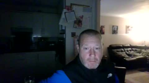 Snapshot of nesuk chatting on October 25, 9:20 pm nesuk online show from October 25, 9:20 pm