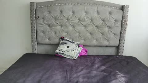 nesuko_kamado online show from January 10, 4:20 pm