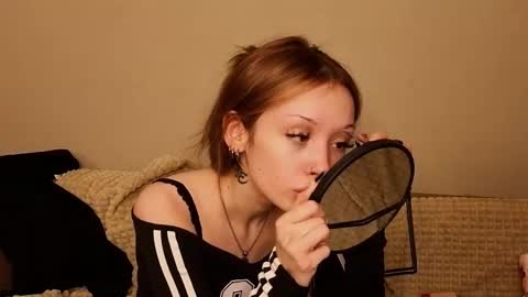 Snapshot of nettiewares chatting on February 9, 9:08 pm Naomi online show from February 9, 9:08 pm