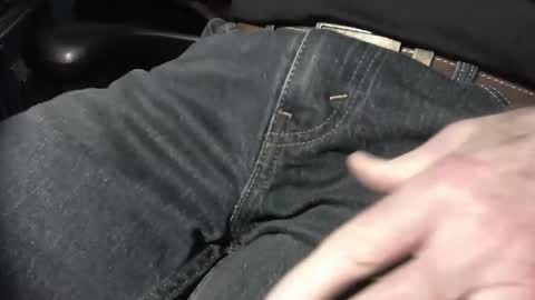 Snapshot of nevrsaynevr2000 chatting on March 1, 5:37 pm nevrsaynevr2000 online show from March 1, 5:37 pm