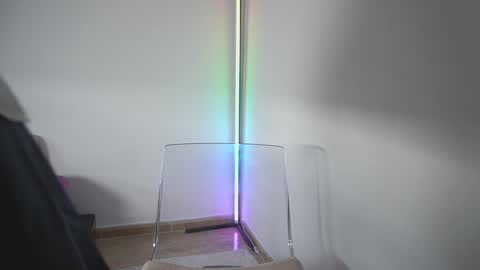 new dee online show from February 17, 5:59 am