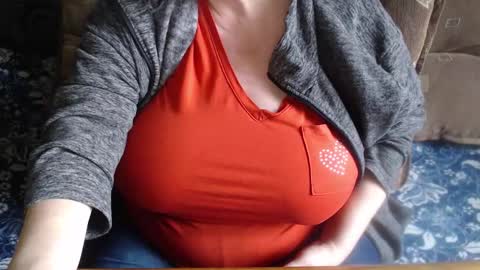 Lilly  online show from December 20, 8:54 am