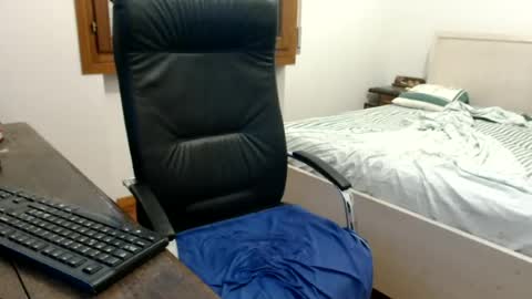 Snapshot of new_simi_74 chatting on July 3, 6:25 pm simi online show from July 3, 6:25 pm